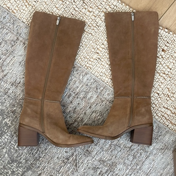 Vince Camuto Knee High Kaleeca Boot Size 9 - Picture 6 of 6